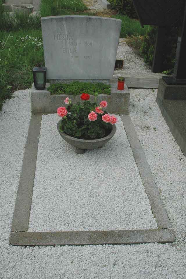 Individuelle Grabbepflanzung Friedhofsgärtnerei Provasnek Graz